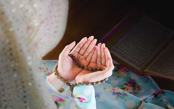 دعا برای شفای مریض ✔️ [۱۰ بهترین دعای شفای بیمار] از قرآن و روایات