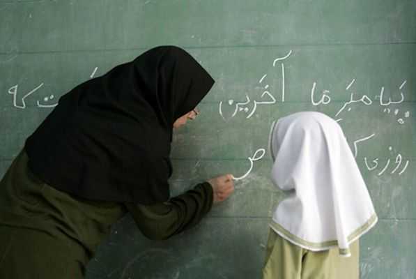 تصویب اولویت رسیدگی به لایحه رتبه‌بندی معلمان/ پایان انتظار فرهنگیان در هفته آینده