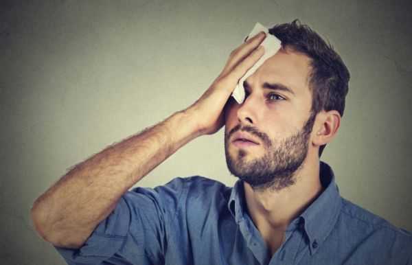 چه زمانی عرق سرد نشانه بیماری جدی است ؟