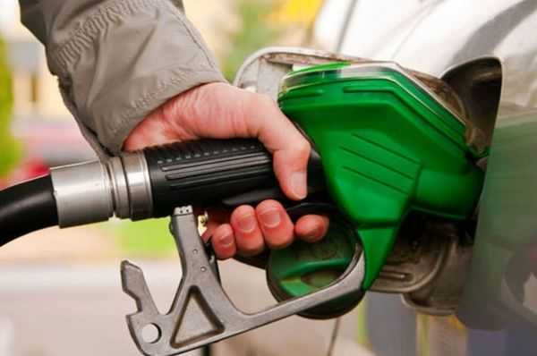 یارانه بنزین حذف شد | قیمت بنزین چقدر تغییر می کند؟