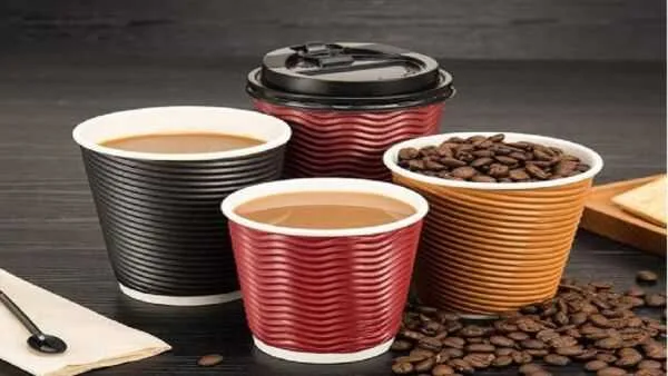 قهوه سیاه و چای دو رقیب قدیمی/ کدام را بنوشیم؟