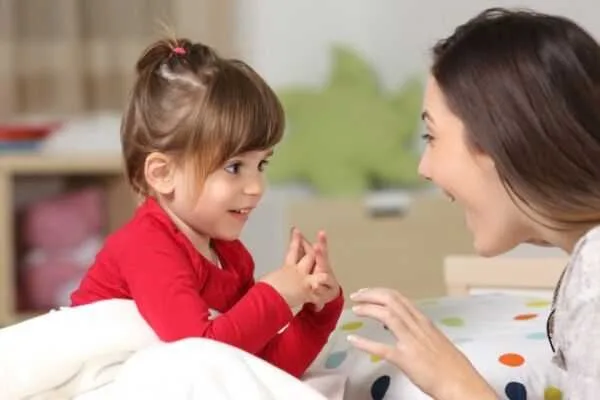 کودکان نباید از پدر و مادر حساب ببرند