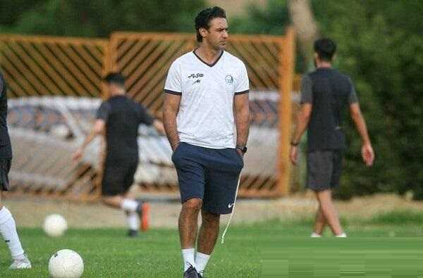 اخبار استقلال | قهرمانی لیگ برتر استقلال با رکورد شکنی پرسپولیس توسط فرهادخان + جزئیات
