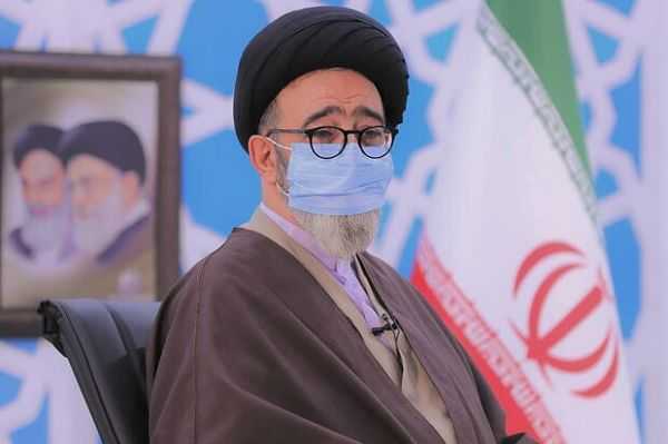 دیدار مدیرعامل بانک ملی ایران با نماینده ولی فقیه و امام جمعه تبریز