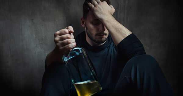 فریب این ۵ دروغ در مورد الکل را نخورید !