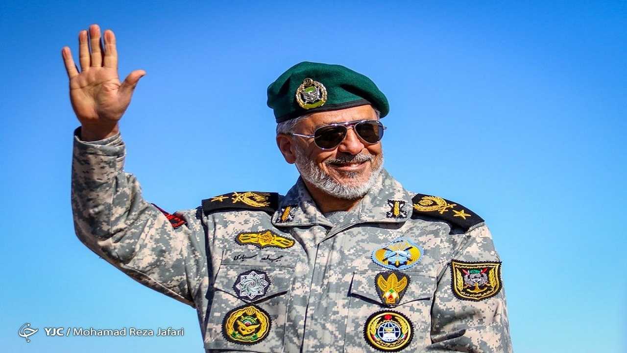 امیر سیاری: تنگه هرمز در کنترل کامل ایران است؛ آماده‌تر از گذشته‌ایم