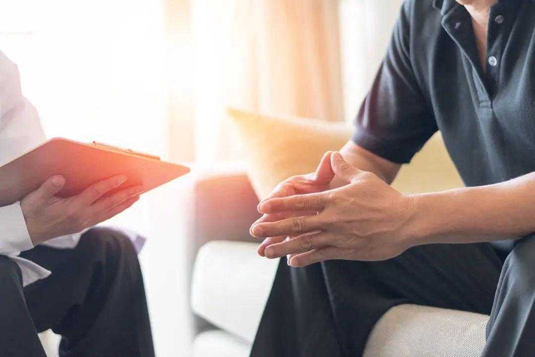 10 چیزی که درمانگر فرزندتان امیدوار است بدانید اما ممکن است به شما نگویند