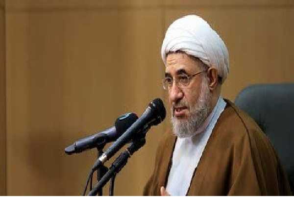 مسئولین فرهنگی، زمینه پاکی و طهارت جامعه اسلامی را فراهم کنند
