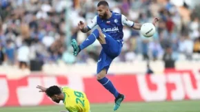 مدال آور آبی ها/ روزبه چشمی با قلب وفادارش هواداران را غافلگیر کرد