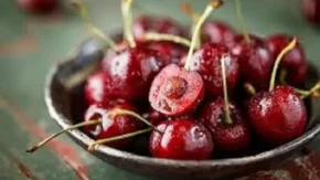 گیلاس در لیست میوه های لاکچری و گران قرار گرفت/ سود میلیاردی برای دلال های بازار