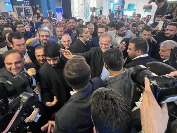 درخواست ده‌ها هزار بازنشسته و کارمند از رئیس جمهور چه بود؟/ پزشکیان چه خواهد کرد؟