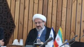حجت الاسلام والمسلمین شریفی، رییس دانشگاه قم