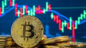 قیمت ارز در ۱۴۰۴ به سوی تعادل یا نوسان بیشتر؟/قیمت ارز در سال ۱۴۰۴ تحت تأثیر عوامل داخلی و خارجی قرار خواهد گرفت