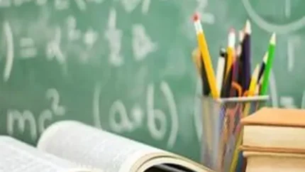۳۰ اسفند تعطیل رسمی نیست