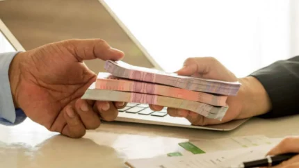 خبر فوری بانکداری | پرداخت بیش از ۱۳,۰۰۰ میلیارد ریال تسهیلات ازدواج در شهریور ماه ۱۴۰۵ توسط بانک رفاه کارگران / ۴,۰۰۰ فقره تسهیلات قرض الحسنه ازدواج و تهیه جهیزیه به زوج های جوان پرداخت شد