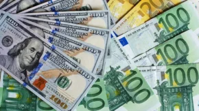 جواد فلاحیان، کارشناس بازارهای مالی : برکناری فرزین، دلار را به کانال ۱۲۰ هزار تومانی برمی‌گرداند. قیمت تعادلی دلار ۱۲۵ تا ۱۳۰ هزار تومان است. طلا بالاتر از ارزش ذاتی خود معامله می‌شود.