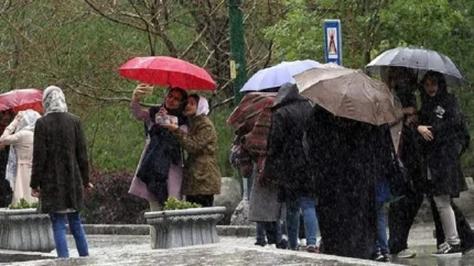 بارش شدید باران در ۹ استان/ لزوم پرهیز از سفرهای غیر ضروری