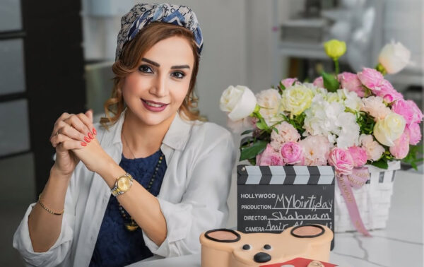 ژست‌های کریسمسی شبنم قلی‌ خانی، آرزوی سریال آنام در دبی خبرساز شد / حضور بازیگر سریال «آنام» با استایل زمستانی در دبی