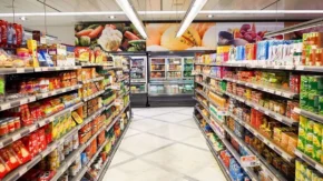 آخرین وضعیت بازار کالاهای اساسی | کاهش قیمت برنج و حبوبات در تیر ۱۴۰۵ / رئیس اتحادیه بنکداران: کمبودی در توزیع نداریم؛ عرضه مازاد شکر قیمت را به ۵۳ هزار تومان رساند