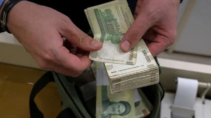 کارت امید مادر از فردا ۱۲ تیر شارژ میشود | مادران دارای نوزاد متولد ۱۴۰۵، ماهانه ۲ میلیون تومان کمک هزینه دریافت میکنند / اعتبار تا ۲۴ ماهگی؛ خرید پوشک و شیرخشک با کارت امید
