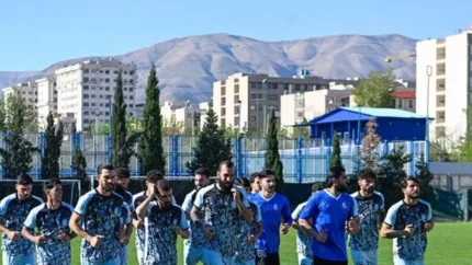اخبار فوری و داغ استقلال | بحران بزرگ در آبی‌پوشان؛ هشدار پیشکسوت درباره سقوط به منطقه قعر جدول / تکرار روزهای تلخ؛ پیشکسوت استقلال: وضعیت قرمز است؛ بویزویچ در آستانه برکناری و پنجمین تغییر کادرفنی در یک فصل