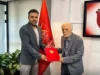 اخبار فوری پرسپولیس | جانشین افشین پیروانی در پرسپولیس مشخص شد؛ محسن خلیلی به عنوان سرپرست تیم انتخاب شد / معاون ورزشی باشگاه تا پایان فصل به صورت موقت این مسئولیت را برعهده گرفت؛ حکم سرپرستی توسط محمود خوردبین ابلاغ شد
