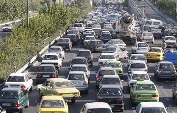 وضعیت تردد منتهی به قم ۱۶ تیر ۱۴۰۵ | ممنوعیت تردد ناوگان باری در محورهای منتهی به قم تا ۱۷ تیر / آزادراه سلفچگان ساوه تهران و آزادراه قم گرمسار مسیرهای جایگزین + جزئیات
