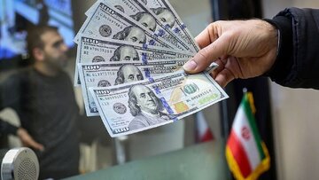 شرایط خرید ارز تغییر کرد / اگر قصد خرید ارز دارید این خبر را از دست ندهید؛ ضوابط جدید و مدارک لازم اعلام شد / هشدار به متقاضیان خرید ارز؛ پیش از مراجعه، شرایط تازه و محدودیت های جدید را بررسی کنید