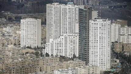 بازار مسکن غرب تهران زیر ذره بین رفت؛ نرخ هر متر خانه در صادقیه اعلام شد / جدول قیمت جدید آپارتمان های صادقیه را ببینید / قیمت آپارتمان در صادقیه شوکه کننده شد؛ برای خرید خانه در این محله پرتقاضای تهران چقدر باید پول داشته باشید؟