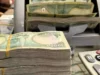 بازار ارز و طلا امروز سه شنبه ۶ مرداد | قیمت دینار عراق به ۱۴۲.۵ تومان رسید؛ افزایش ۰.۴۲ درصدی در یک روز / جدیدترین نرخ دینار عراق امروز ۶ مرداد ۱۴۰۵؛ هر ۱۰۰ دینار ۱۲,۴۸۰ تومان + جدول نوسانات قیمت