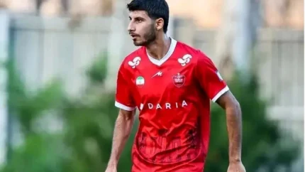 پرسپولیس یک خریدش را از دست داد؛ بازیکن جدید سرخ ها به ملوان پیوست + جزئیات / جدایی عجیب از پرسپولیس؛ خرید تازه تارتار سر از ملوان درآورد / تصمیم جدید پرسپولیس درباره خرید جوان؛ بازیکن سرخ ها با مقصدی تازه راهی ملوان شد