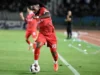 اخبار داغ نقل و انتقالات پرسپولیس | وینگر آفریقایی پرسپولیس ماندنی شد؛ تصمیم نهایی برای سرنوشت یکی از خریدهای خارجی / تارتار و مدیران باشگاه بر سر ماندن یا جدایی این بازیکن به توافق رسیدند؛ پرسپولیس از نیم‌فصل با یک مهره‌ی جدید قوت می‌گیرد