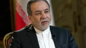 عراقچی: مذاکرات ایران و عمان مراحل پایانی خود را طی می‌کند