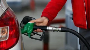 پمپ بنزین سیار ۱۴۰۵؛ شماره تماس سوخت‌رسانی سیار، درخواست بنزین در محل و هزینه خدمات