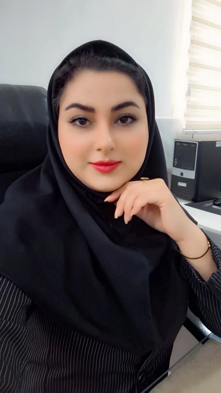 نوجوان و انتخاب رشته: چگونه به نوجوانان در انتخاب مسیر شغلی و تحصیلی کمک کنیم؟ دکتر پریسا کربلایی حسنی توضیح می دهد