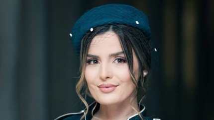 خبر داغ هنرمندان | استایل متفاوت غزاله اکرمی در ترکیه جلب توجه کرد ؛ تصاویر جدید از سفر بازیگر جوان و جنجالی سریال « سوجان » / انتشار عکس های کشتی سواری و گشت و گذار در خیابان های ترکیه با دو تیپ متفاوت ؛ واکنش کاربران فضای مجازی را برانگیخت