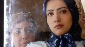 سمیرا حسینی در گذر سال‌ها چقدر تغییر کرده است؟ / تصاویر جوانی و عکس‌های جدید بازیگر «عقرب عاشق» کنار هم قرار گرفت / نگاهی به تغییر چهره و استایل این بازیگر